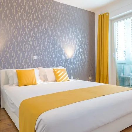 Vista Gravosa 公寓